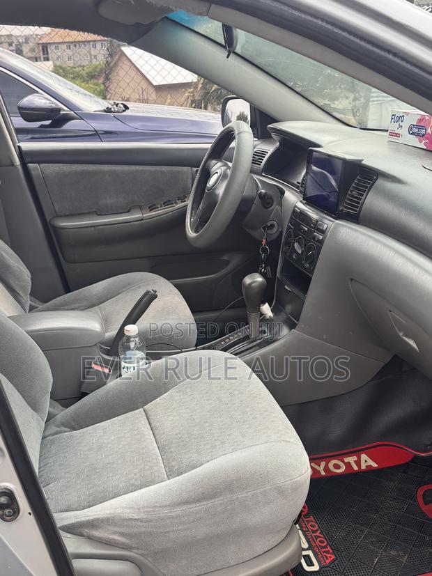 Toyota Corolla 2006 Silver