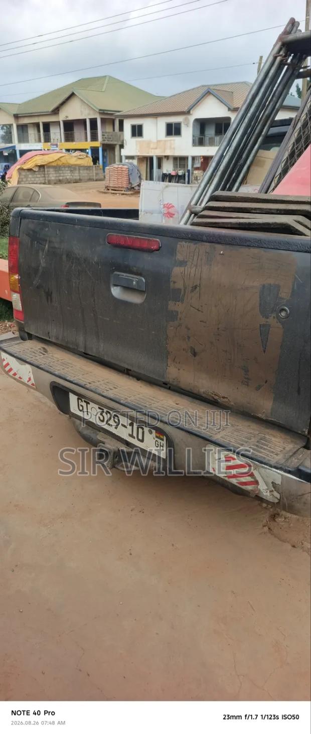 Toyota Hilux 2010 Black