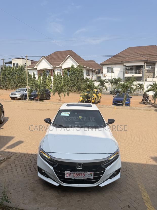 Honda Accord Sport 2.0T 2022 White