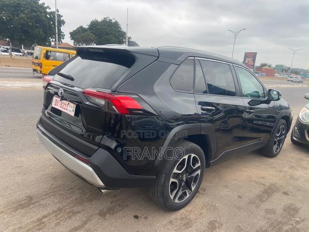 Toyota RAV4 Adventure AWD 2020 Black