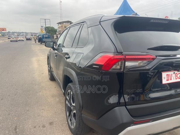 Toyota RAV4 Adventure AWD 2020 Black