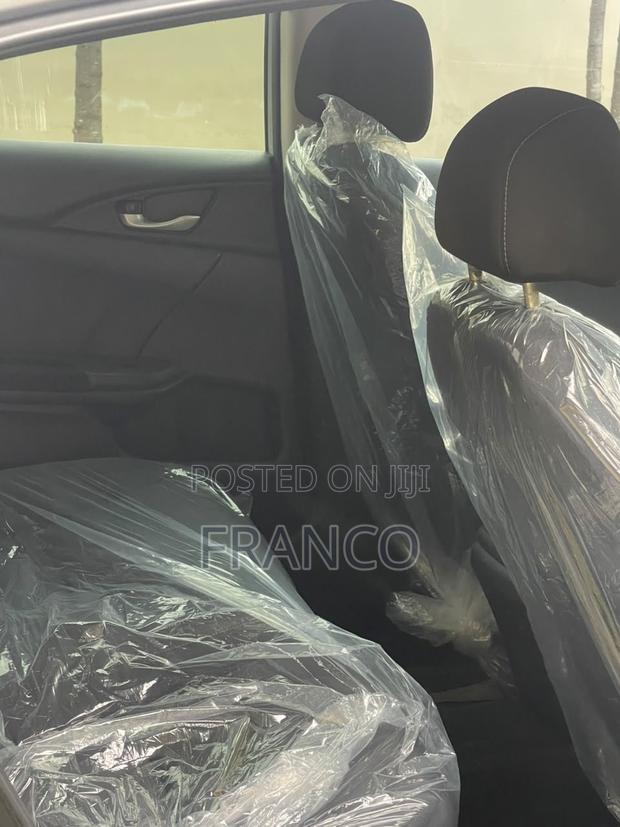 Honda Civic EX 4dr Sedan (2.0L 4cyl) 2017 Silver