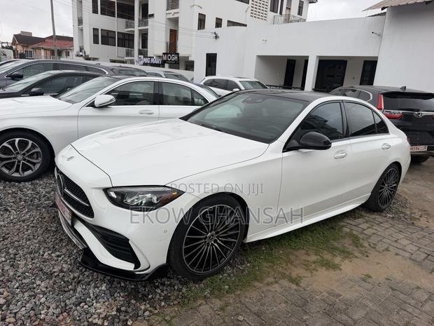 Mercedes-Benz C300 2023 White