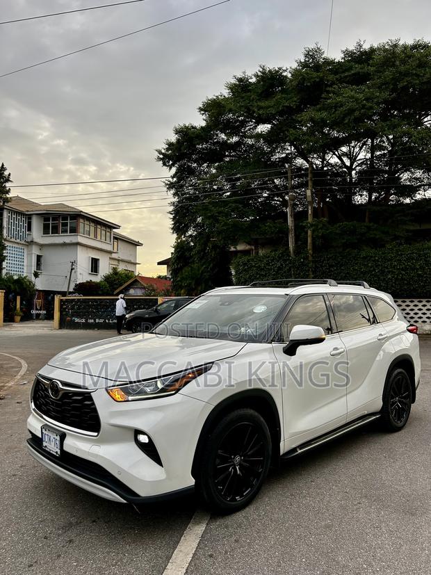 Toyota Highlander Platinum 2022 White