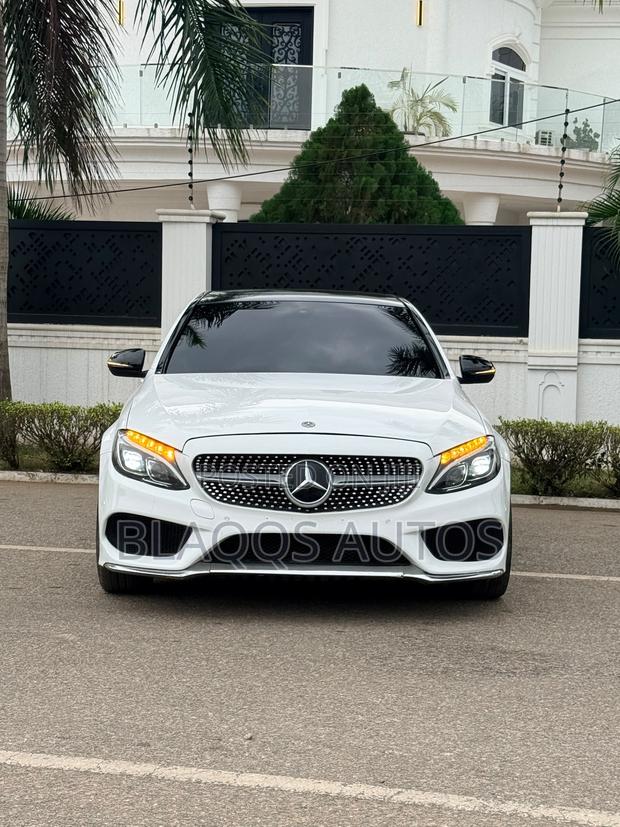 Mercedes-Benz C300 2017 White