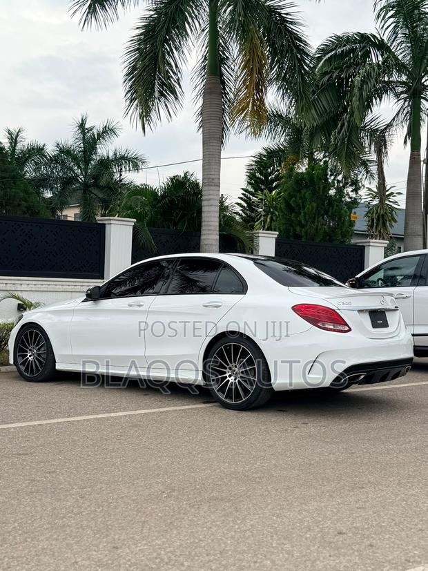 Mercedes-Benz C300 2017 White