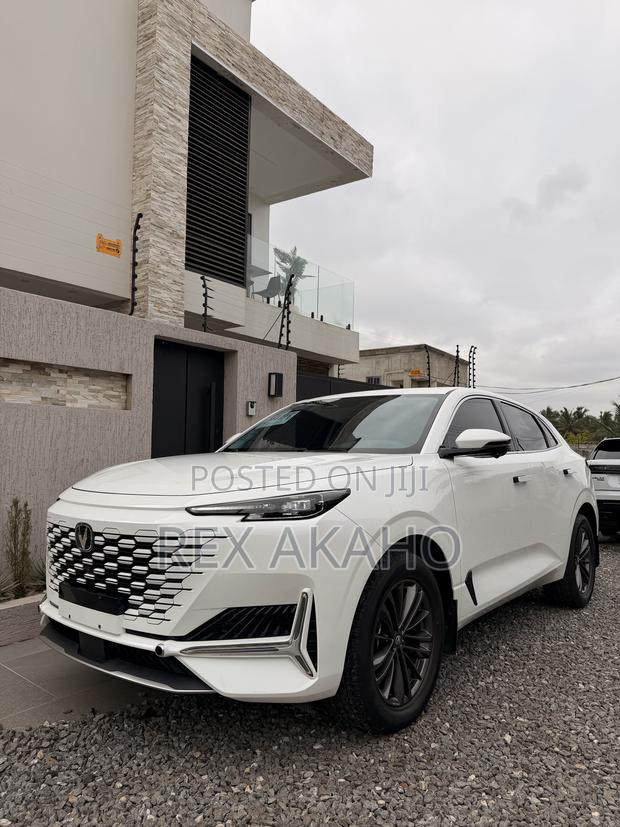 Changan UNI-K 2.0 Petrol FWD 2023 White