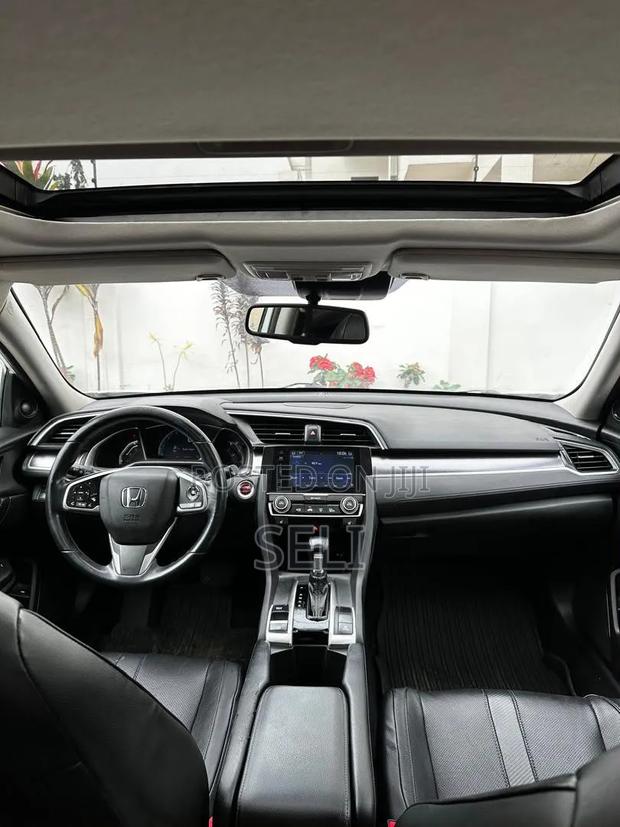 Honda Civic 2016 White