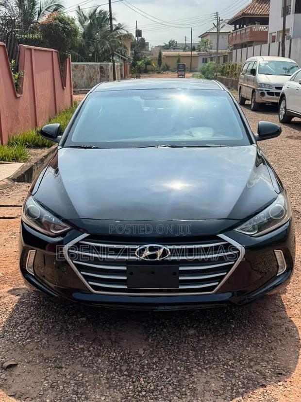 Hyundai Elantra 2018 Black