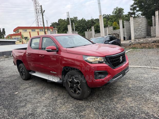 New Peugeot Landtrek 2024 Red