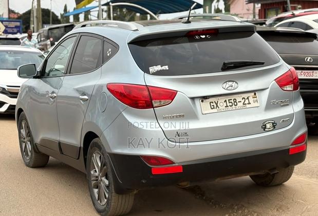 Hyundai Tucson GLS AWD 2013 Blue