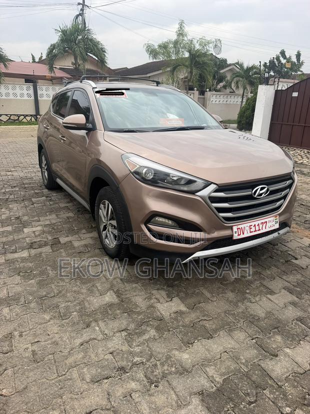 Hyundai Tucson 2017 Brown