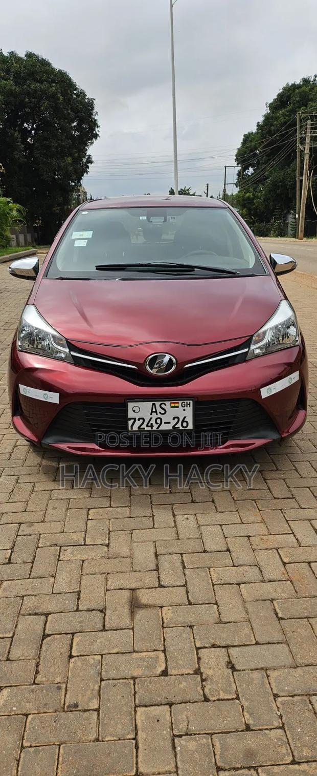 Toyota Vitz 2015 Brown