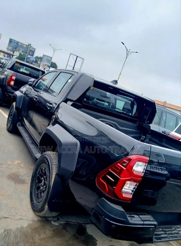 New Toyota Hilux Active (Diesel) 2026 Black