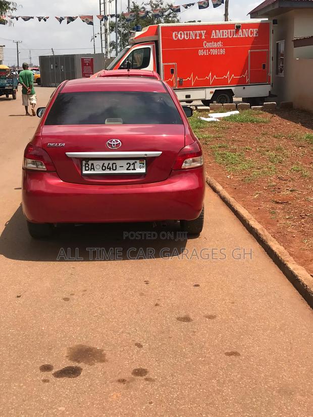 Toyota Belta 2009 Red