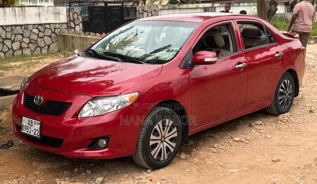 Toyota Corolla 2011 Red