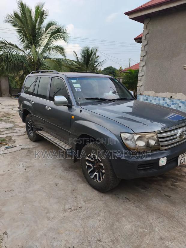 Toyota Land Cruiser 2006 Black