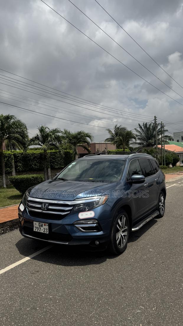 Honda Pilot Touring 4dr SUV 4WD (3.5L 6cyl 9A) 2017 Blue