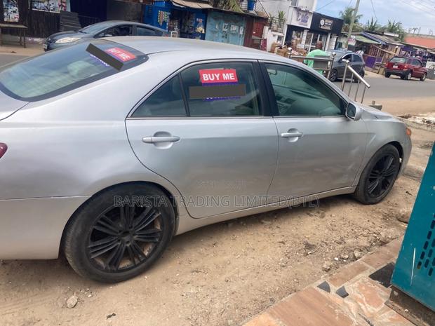 Toyota Camry LE 4dr Sedan (2.4L 4cyl 5A) 2009 Silver