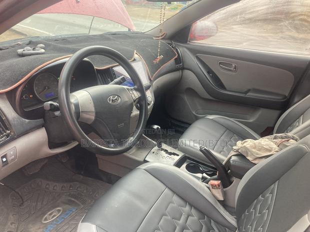 Hyundai Elantra 1.6 Automatic 2009 Red