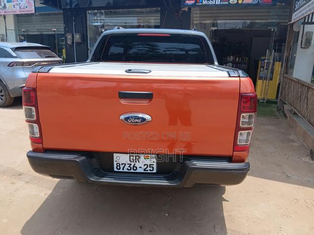 Ford Ranger Wildtrak 2013 Orange