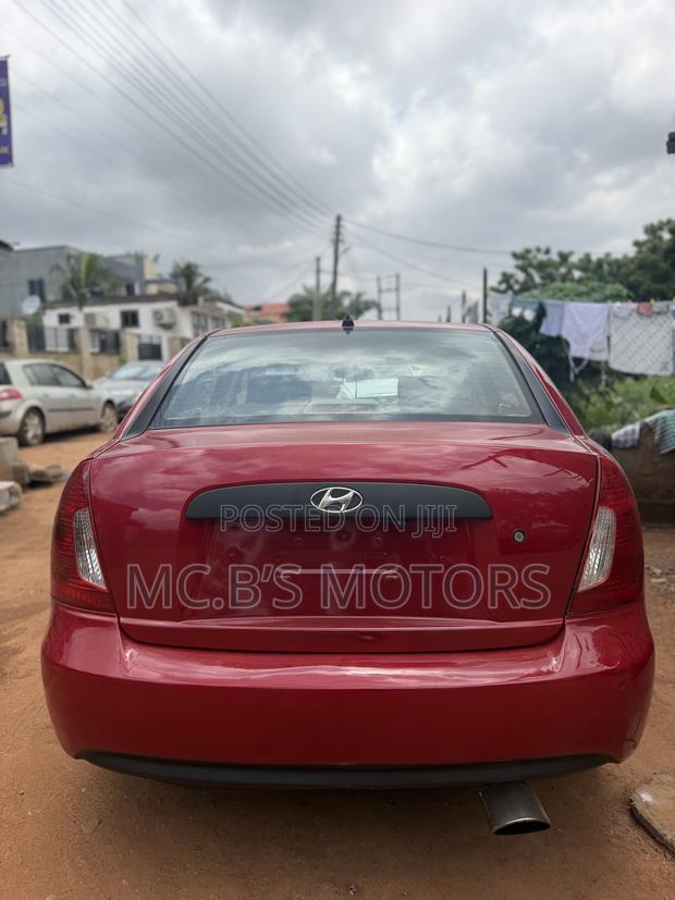 Hyundai Accent 2008 Red