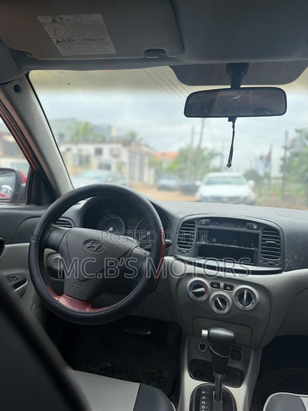 Hyundai Accent 2008 Red