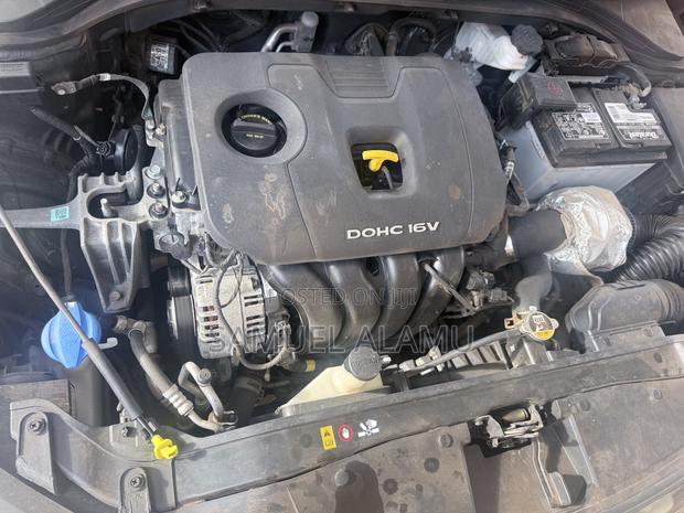 Hyundai Elantra SE 2018 Black