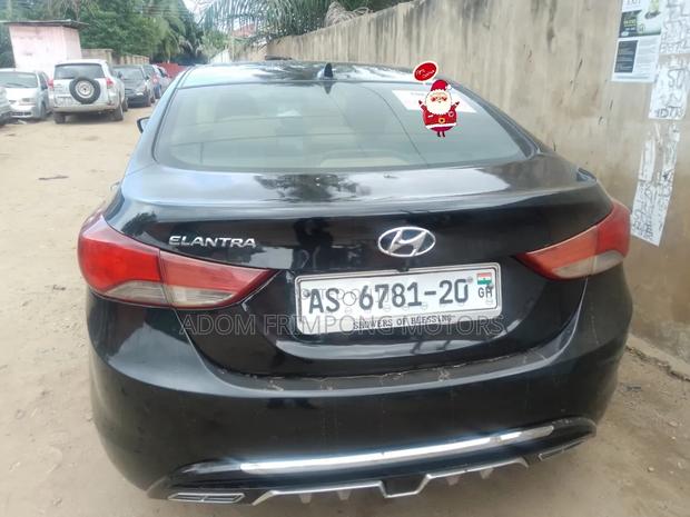 Hyundai Elantra 2011 Black