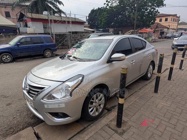 Nissan Almera 2014 Silver