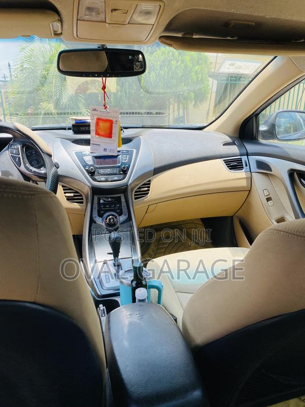 Hyundai Elantra GLS Sedan FWD (1.8L 4cyl 6A) 2013 Blue