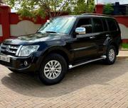 Mitsubishi Pajero V80 3.2 DI-D 2015 Black for sale