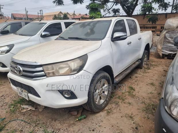 Toyota Hilux Revo Double Cab Deisel 2.8 RWD 2017 White