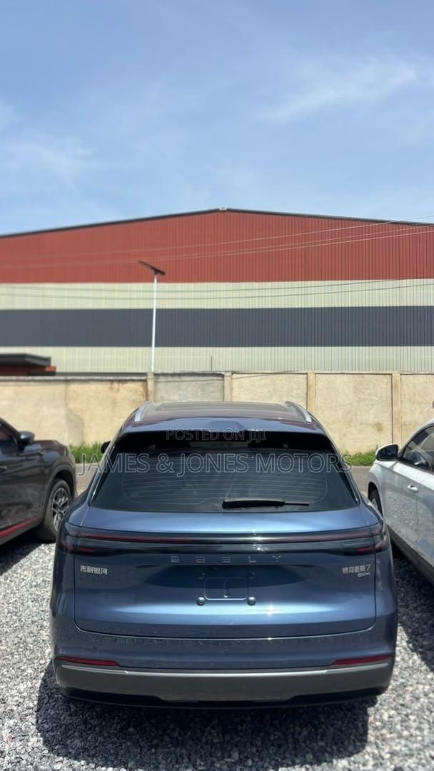 Geely Galaxy Starship 7 2024 Blue