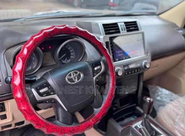 Toyota Land Cruiser Prado 2017 Black