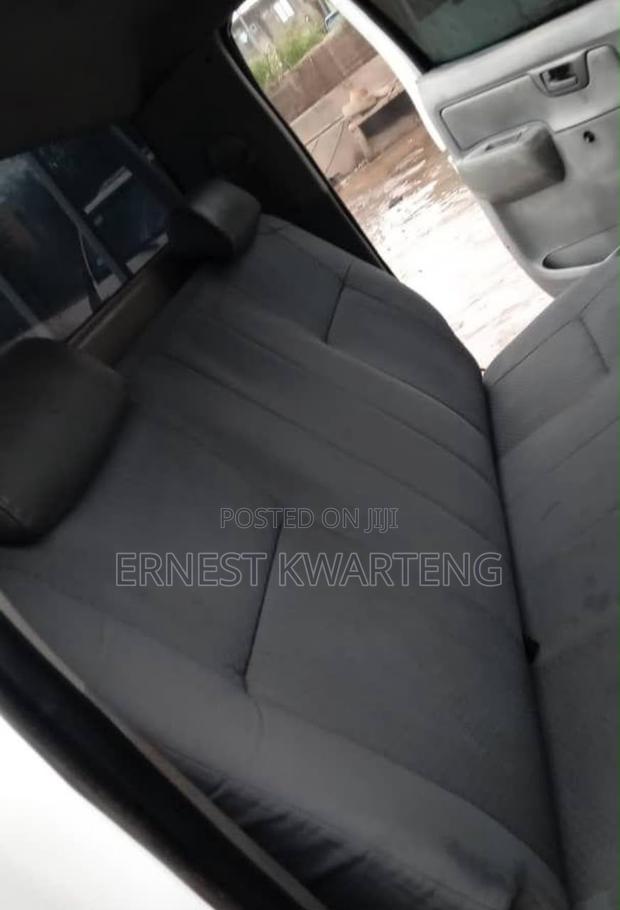 Toyota Hilux 2014 White
