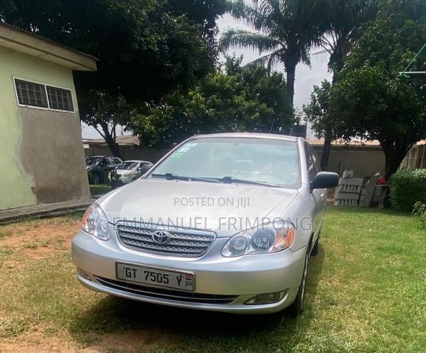 Toyota Corolla 2004 Silver