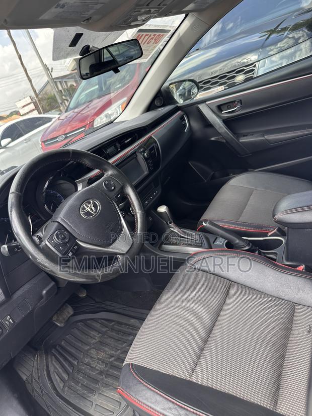 Toyota Corolla S 4dr Sedan (1.8L 4cyl CVT) 2016 White