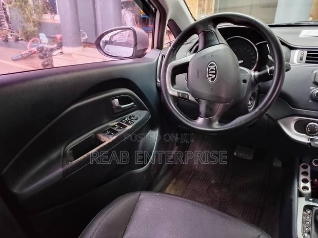 Kia Pride 2016 Gray