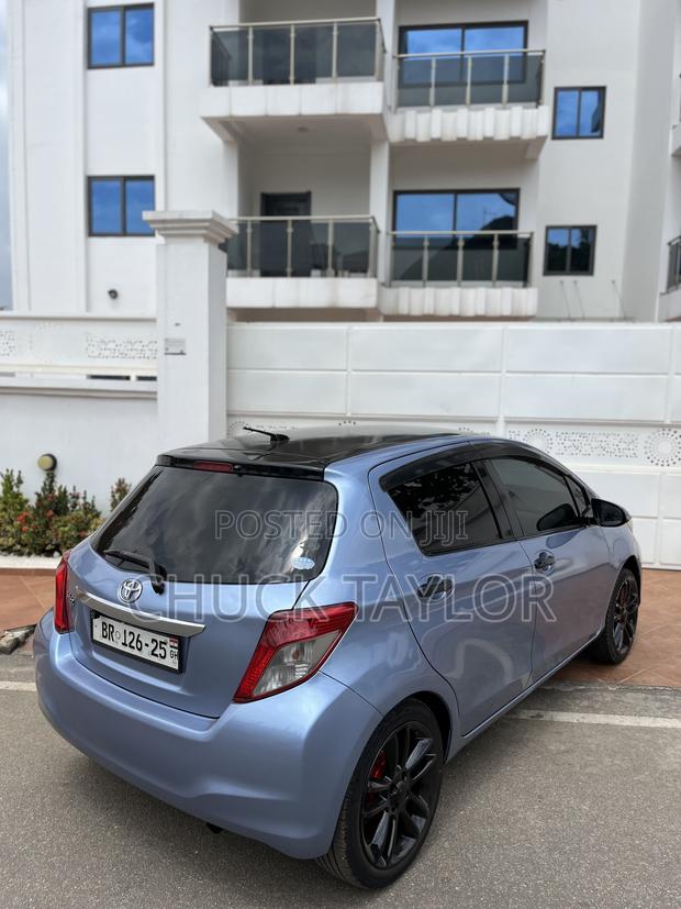 Toyota Vitz 2013 Blue