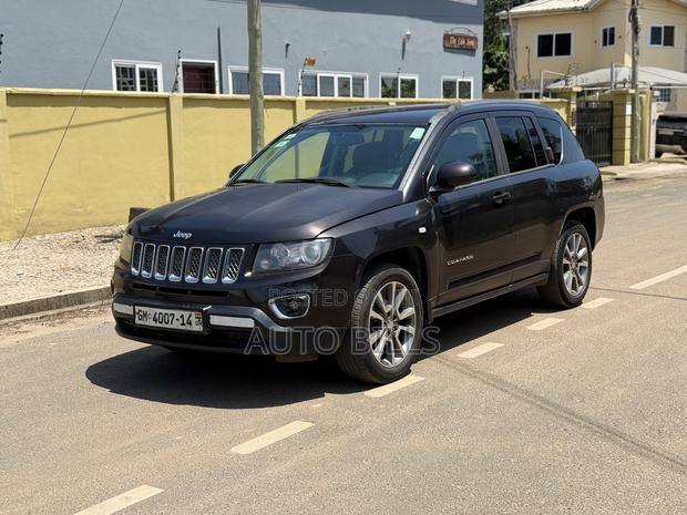 Jeep Compass Limited 4dr SUV 4WD (2.4L 4cyl 6A) 2014 Brown