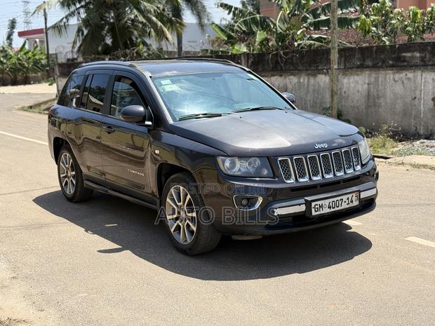 Jeep Compass Limited 4dr SUV 4WD (2.4L 4cyl 6A) 2014 Brown