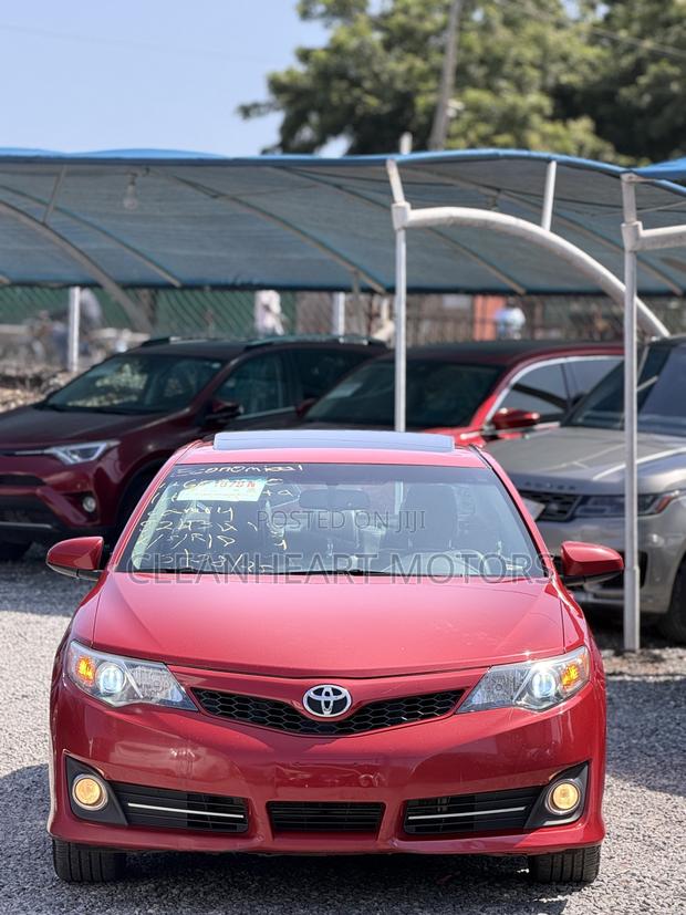 Toyota Camry SE Sport 4dr Sedan (2.5L 4cyl 6A) 2014 Red