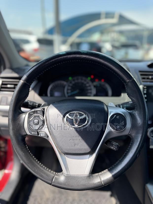 Toyota Camry SE Sport 4dr Sedan (2.5L 4cyl 6A) 2014 Red