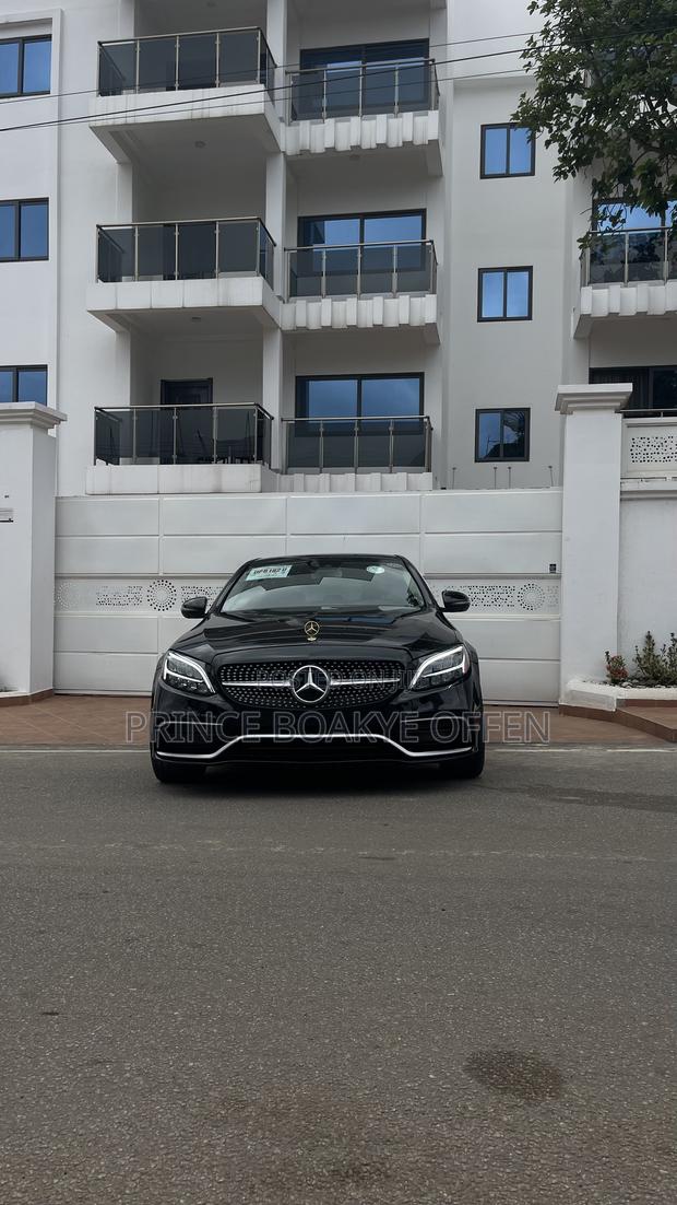 Mercedes-Benz C300 2020 Black