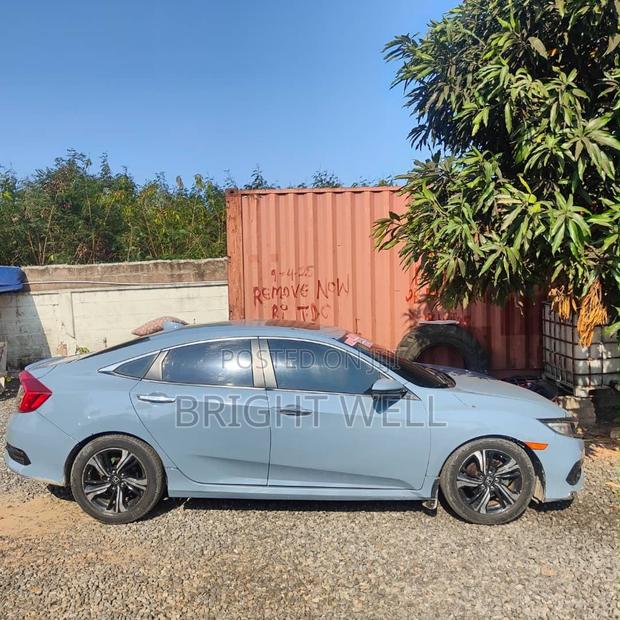 Honda Civic EX-T 2dr Coupe (1.5L 4cyl) 2017
