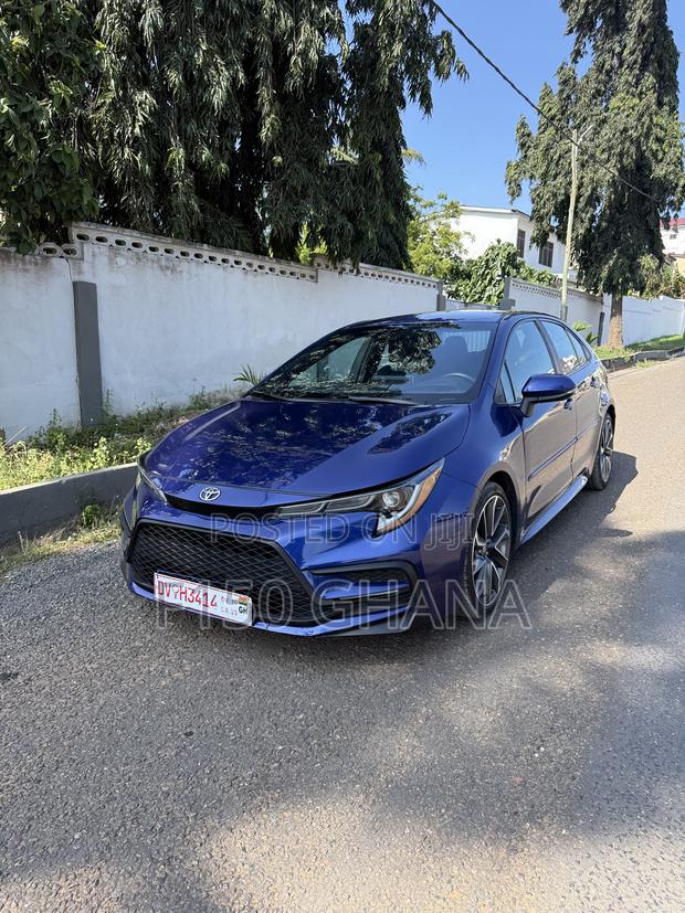 Toyota Corolla SE 2020 Blue