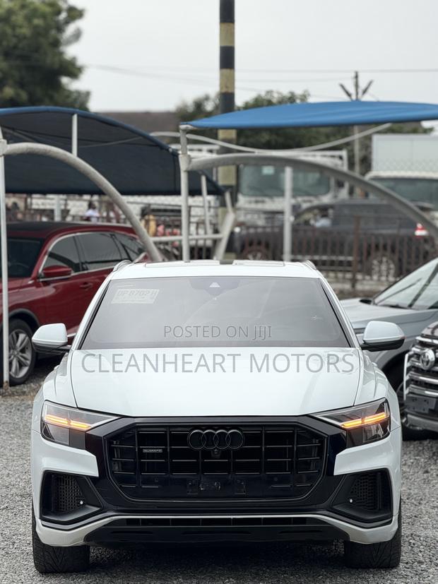 Audi Q8 2022 White