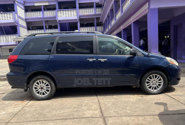 Toyota Sienna LE AWD 2008 Blue