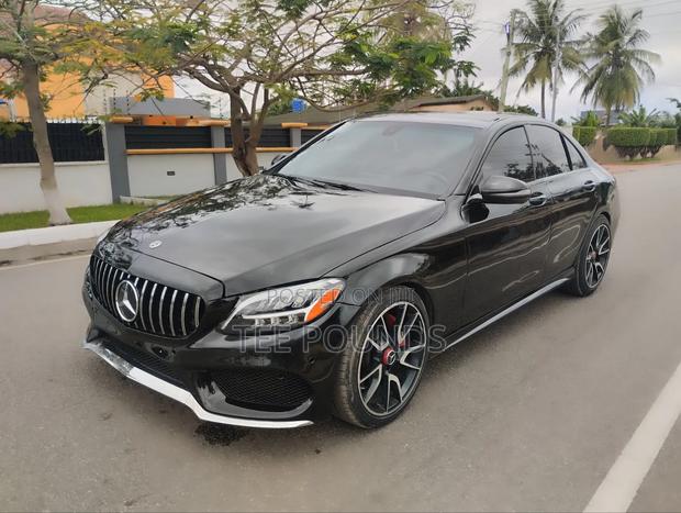 Mercedes-Benz C300 2020 Black